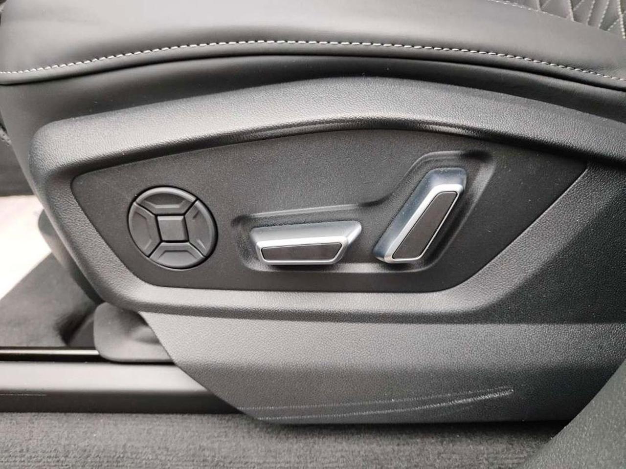 AUDI Q8 50 TDI quattro tiptronic S line FACELIFT - 13