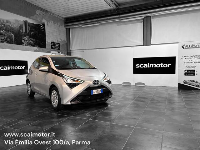 TOYOTA Aygo 1.0 VVT-i 72 CV 5 porte x-business 