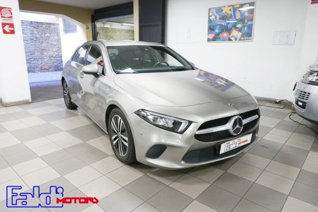 MERCEDES-BENZ A 180 d Automatic Business Extra 