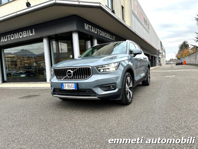 VOLVO XC40 Grigio metallizzato