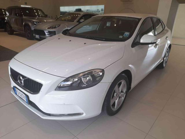 VOLVO V40 Cross Country D2 Business 