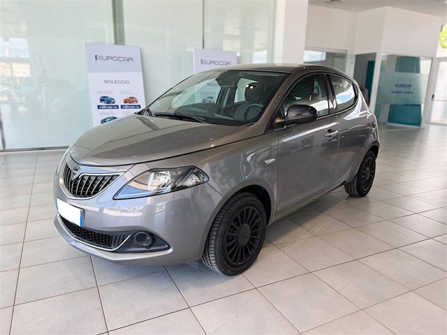 LANCIA Ypsilon 1.0 hybrid 70 cv Silver 