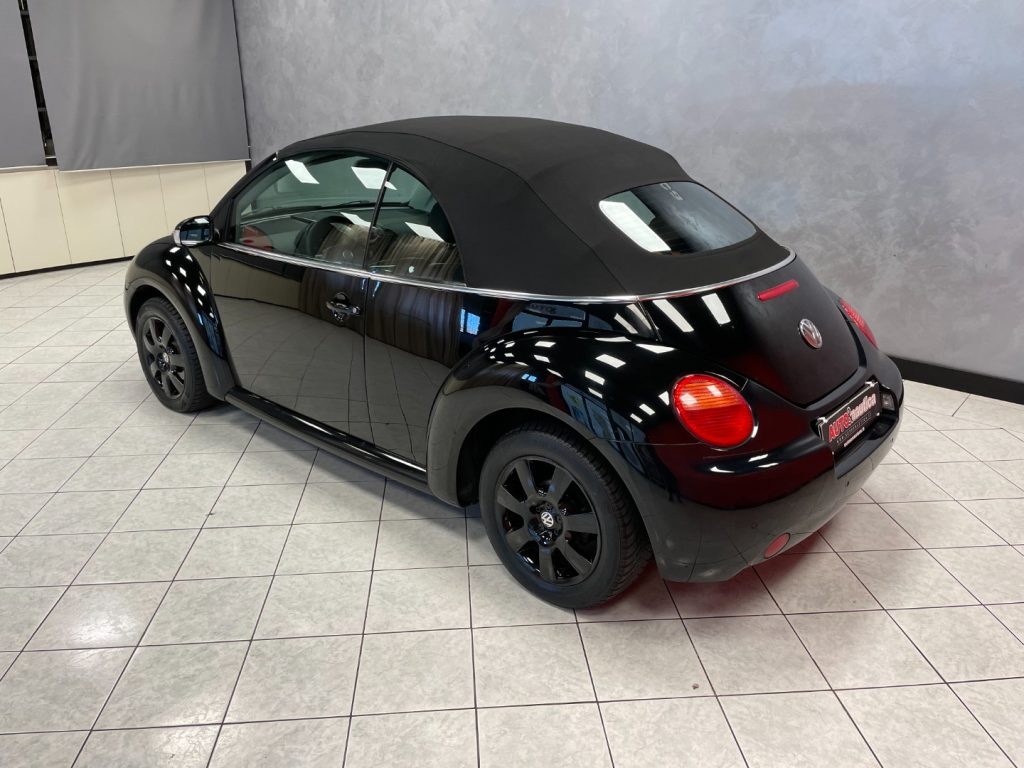 VOLKSWAGEN New Beetle 1.9 TDI 101CV CABRIO - 31