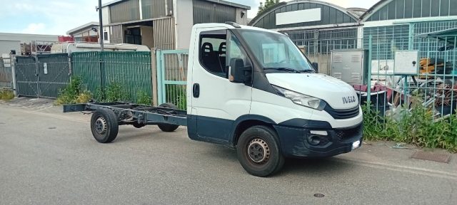 IVECO Daily 33S11 2.3 HPT a telaio 