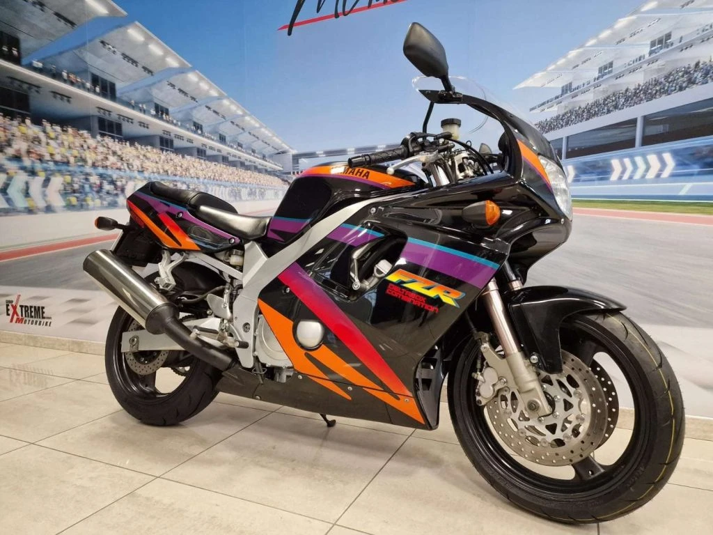YAMAHA FZR 600 R - 1995 - Da collezionista - 3