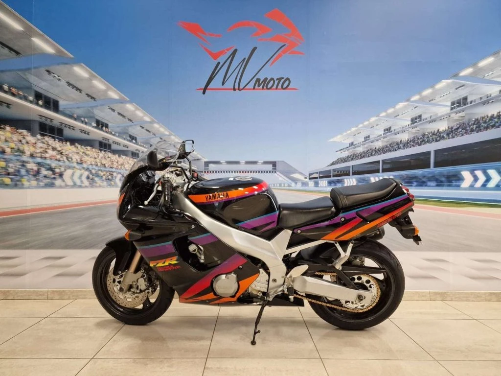 YAMAHA FZR 600 R - 1995 - Da collezionista - 4