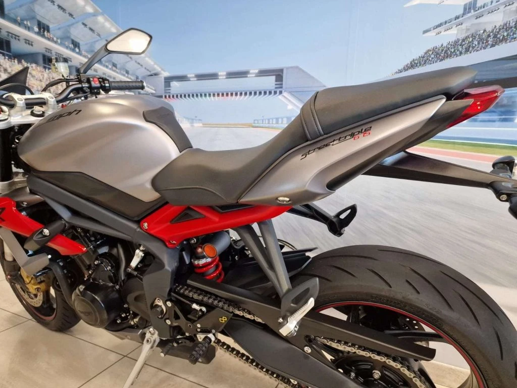 TRIUMPH Street Triple 675 R ABS - 5