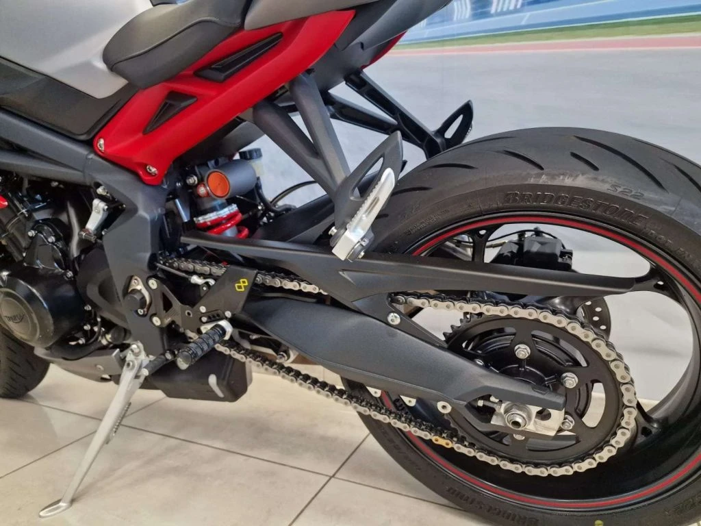 TRIUMPH Street Triple 675 R ABS - 6