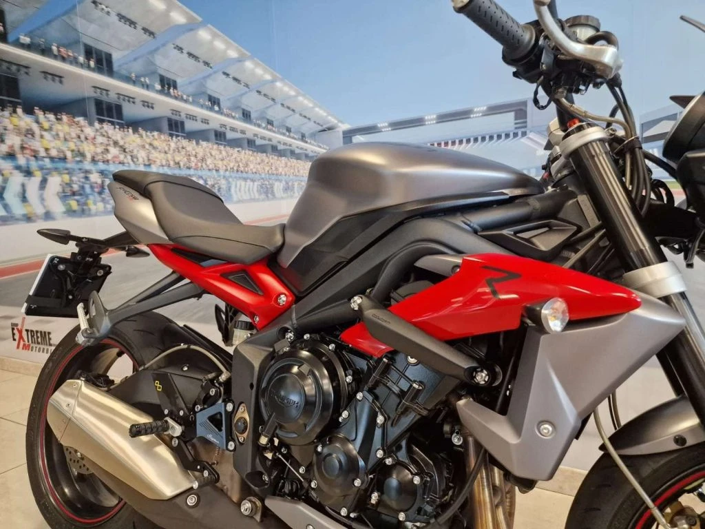 TRIUMPH Street Triple 675 R ABS - 15