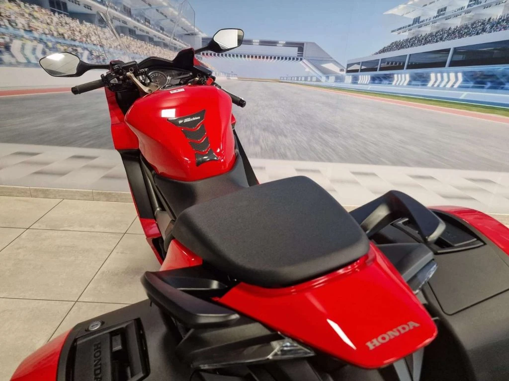 HONDA PC 800 800 F - 05/2016 - Km 18700 - 7