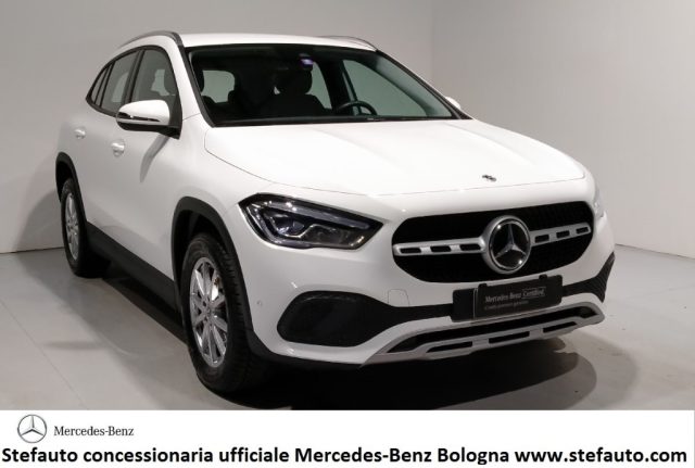 MERCEDES-BENZ GLA 200 d Automatic Business Extra 