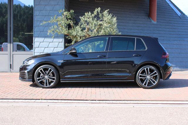 VOLKSWAGEN Golf GTD Nero metallizzato