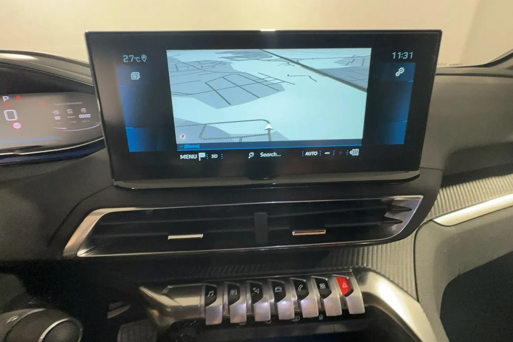 PEUGEOT 5008 BlueHDi 130 EAT8 Automatic Allure 7 Posti - 9