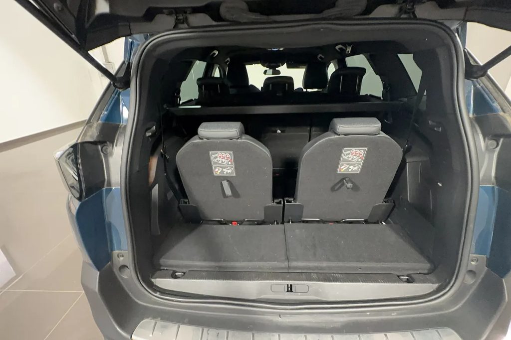 PEUGEOT 5008 BlueHDi 130 EAT8 Automatic Allure 7 Posti - 14