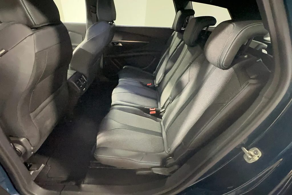 PEUGEOT 5008 BlueHDi 130 EAT8 Automatic Allure 7 Posti - 15