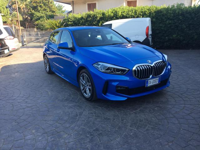 BMW 118 Blu metallizzato