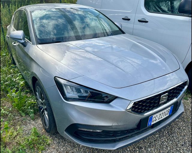 SEAT Leon 1.5 eTSI 150 CV DSG Xcellence 