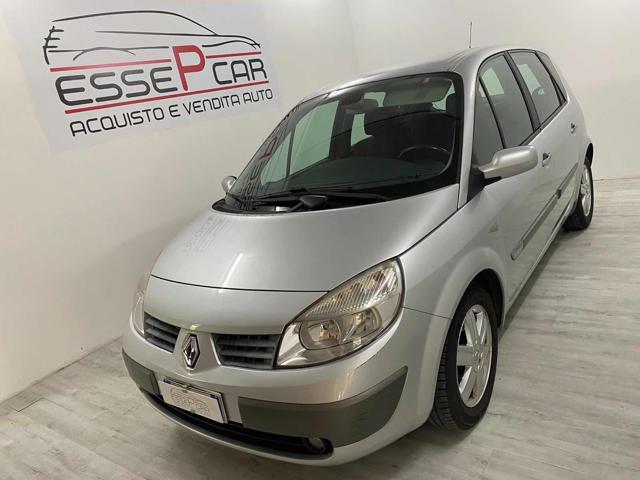 RENAULT Scenic 2.0 16V Luxe 