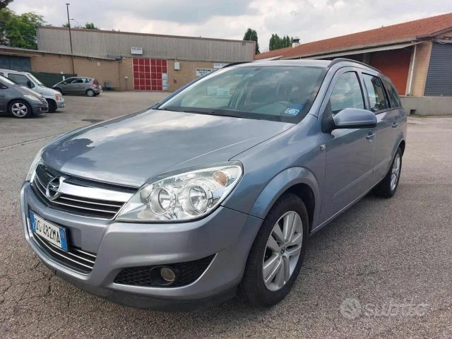 OPEL Astra 1.6 T 16V Station Wagon Cosmo 