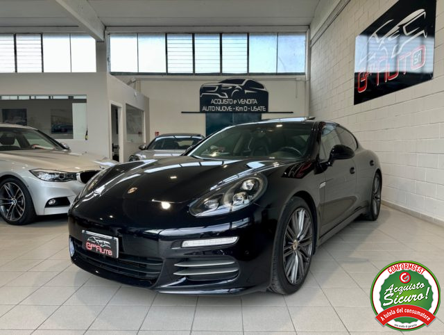 PORSCHE Panamera Nero metallizzato