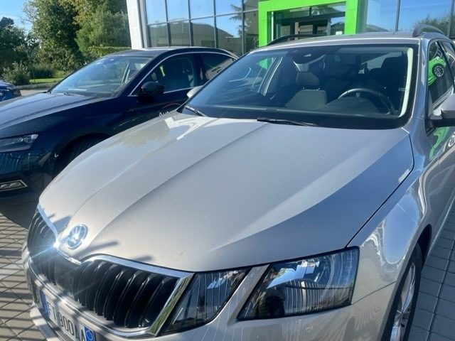 SKODA Octavia 1.0 TSI Wagon Executive 