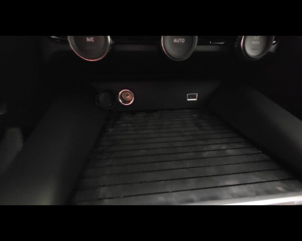 CITROEN C5 X 1.2 puretech Feel Pack s&s 130cv eat8 - 18