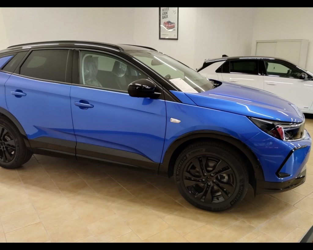 OPEL Grandland 1.2 GS s&s 130cv - 4