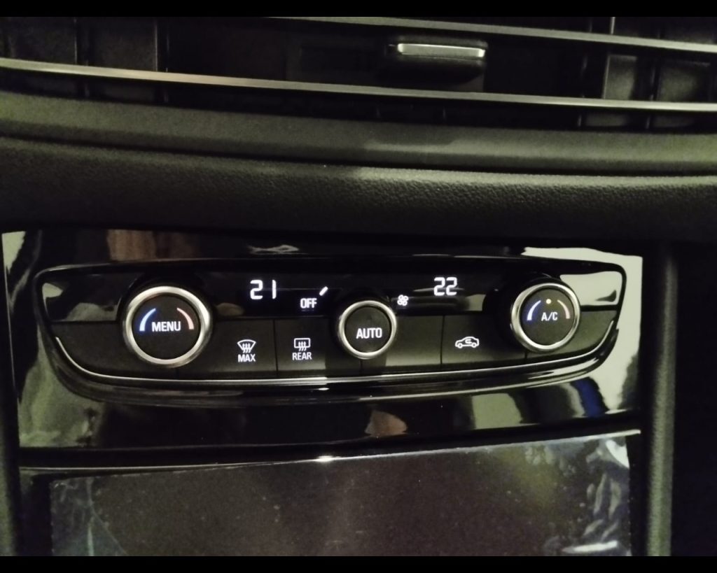 OPEL Grandland 1.2 GS s&s 130cv - 11