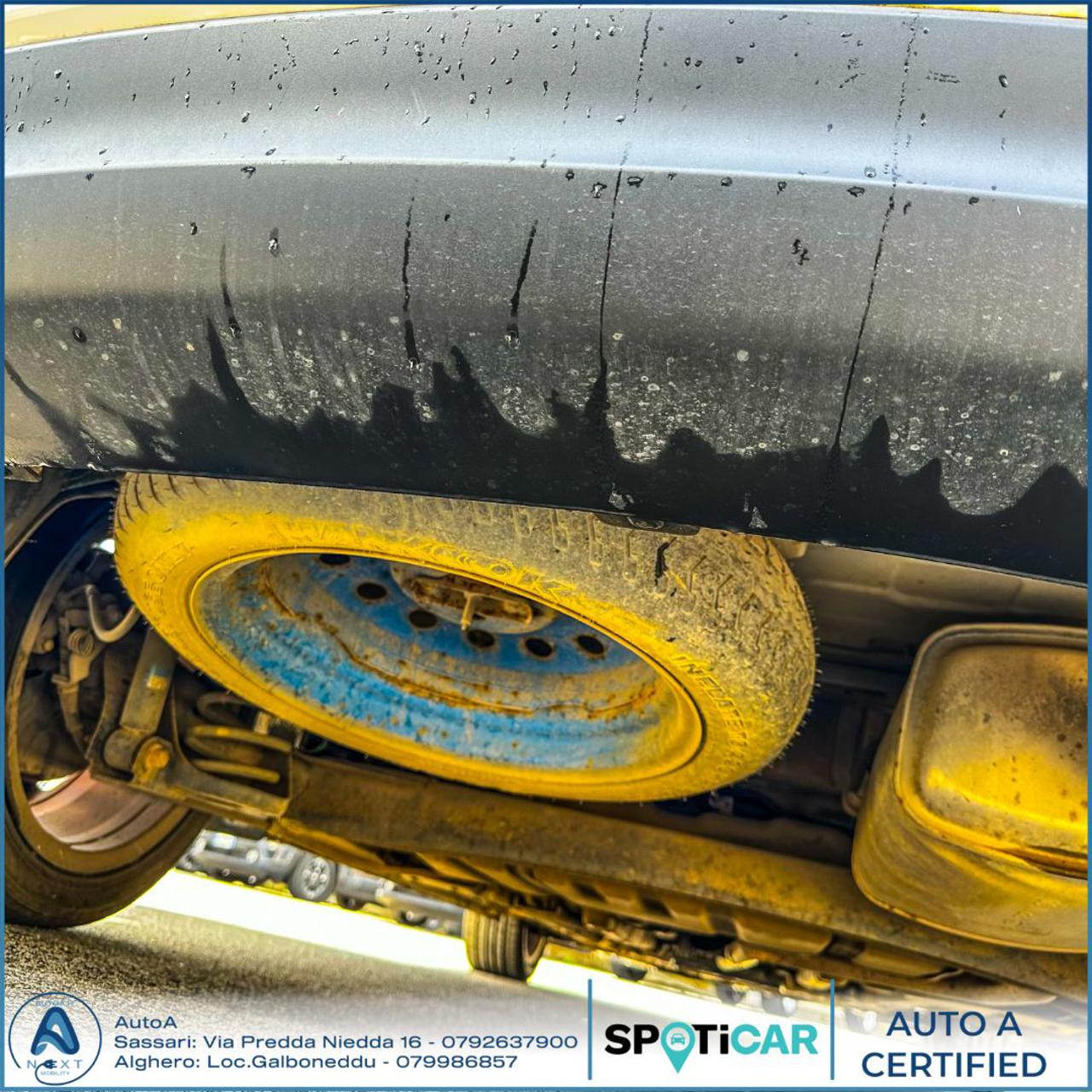 KIA Carens 1.7 CRDi 115 CV Class - 36