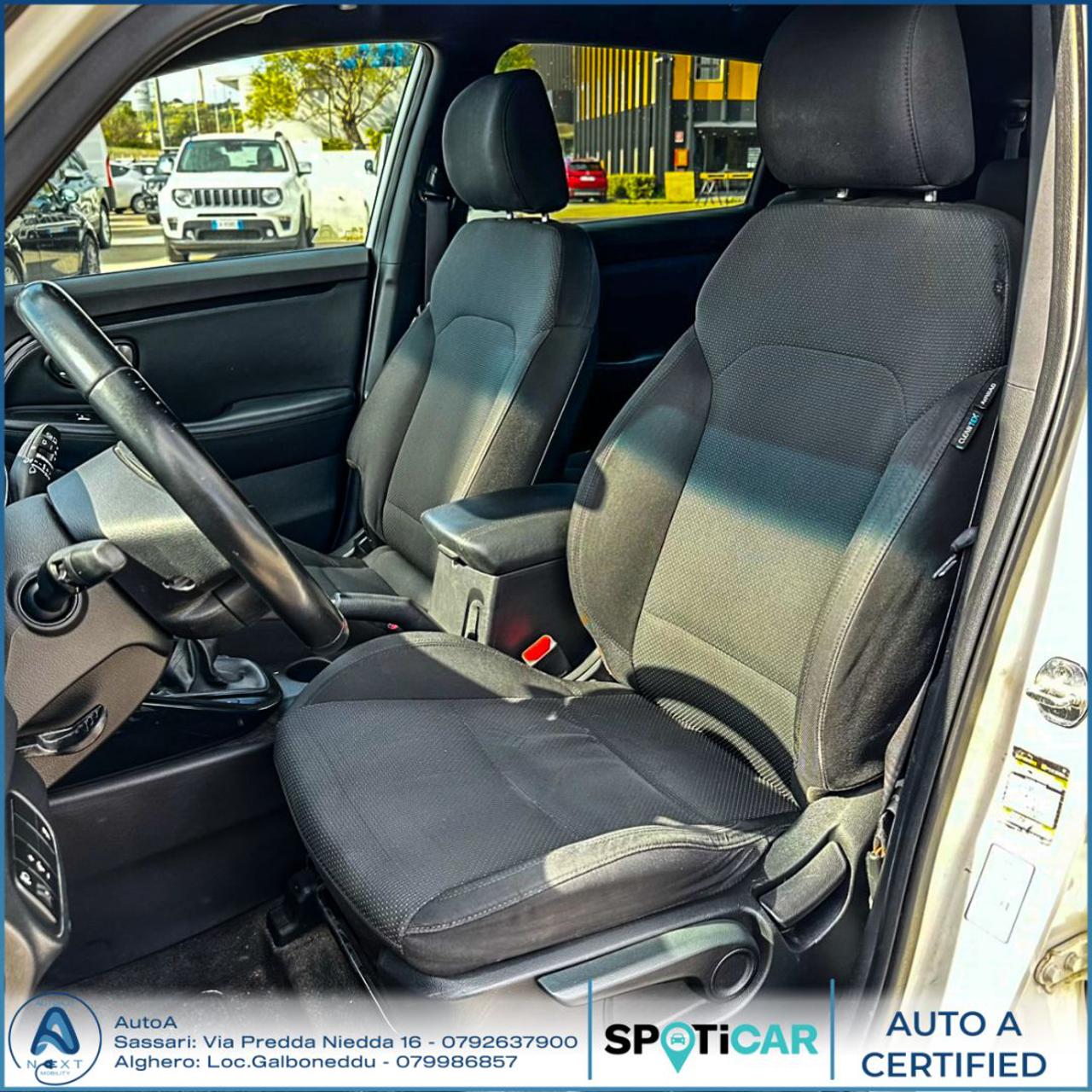 KIA Carens 1.7 CRDi 115 CV Class - 28