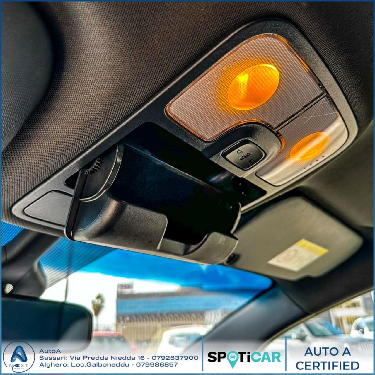 KIA Carens 1.7 CRDi 115 CV Class - 31