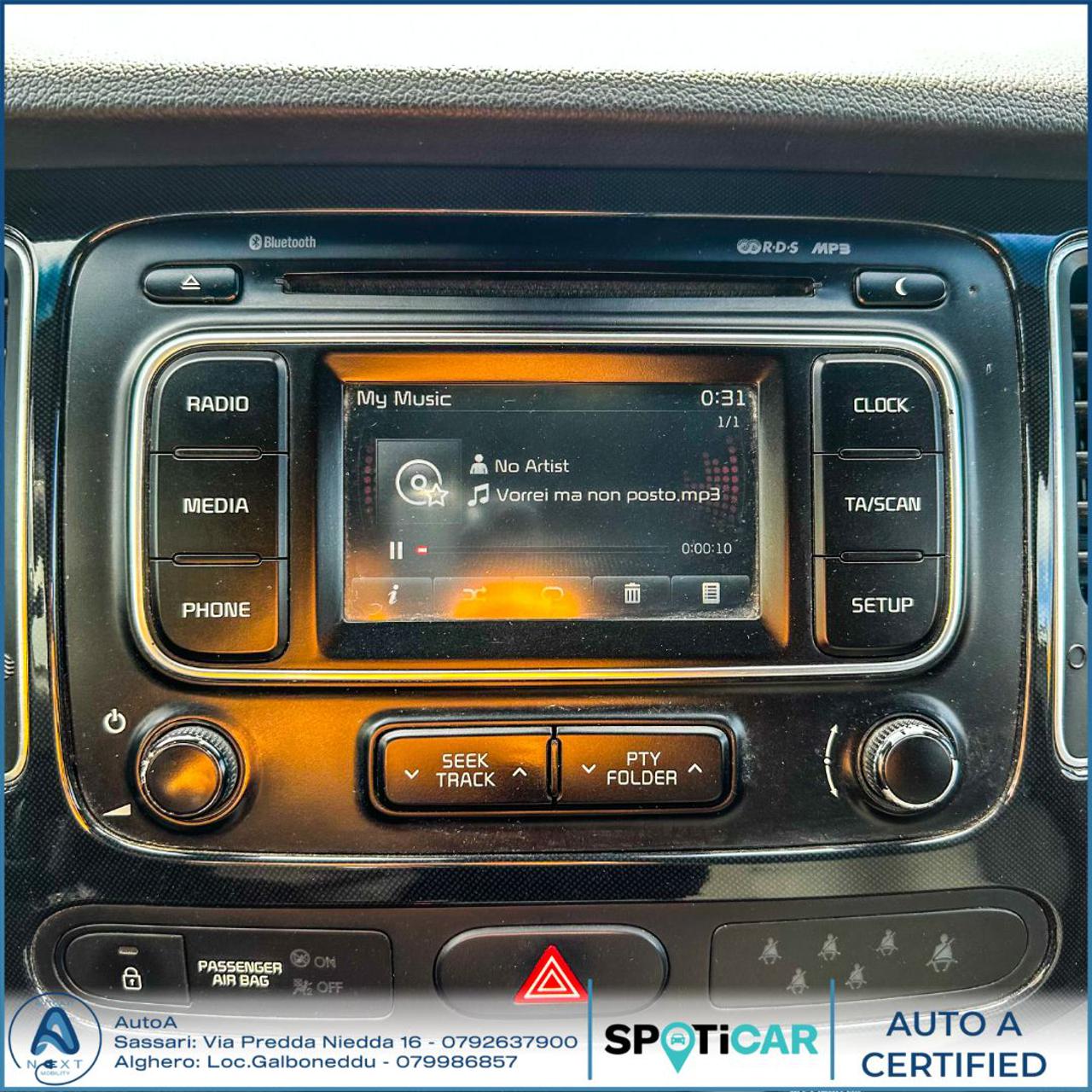 KIA Carens 1.7 CRDi 115 CV Class - 24