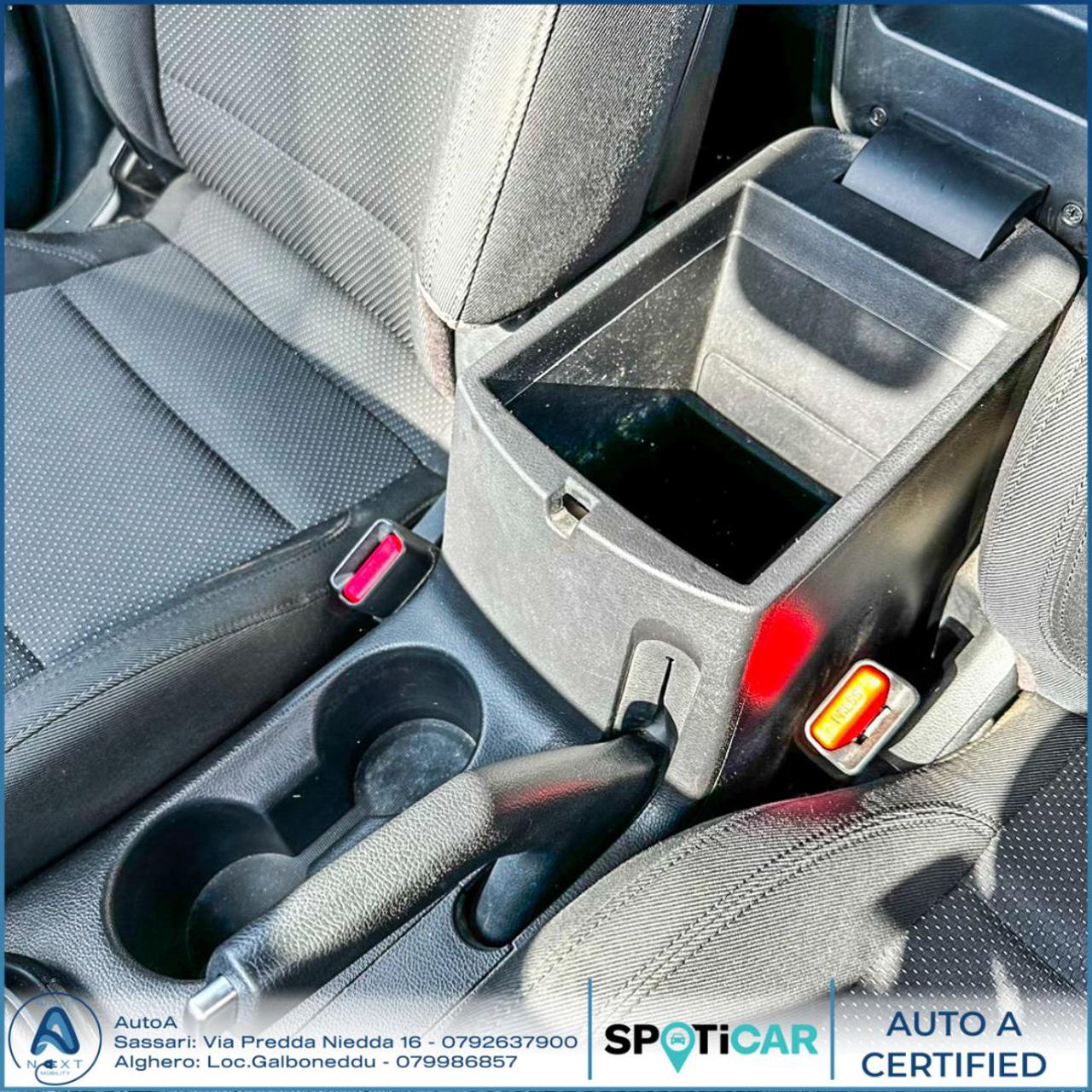 KIA Carens 1.7 CRDi 115 CV Class - 30