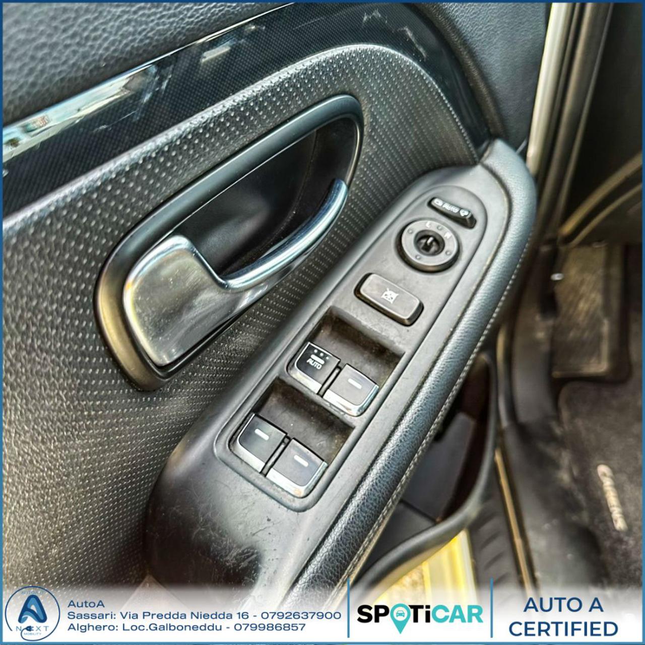 KIA Carens 1.7 CRDi 115 CV Class - 33