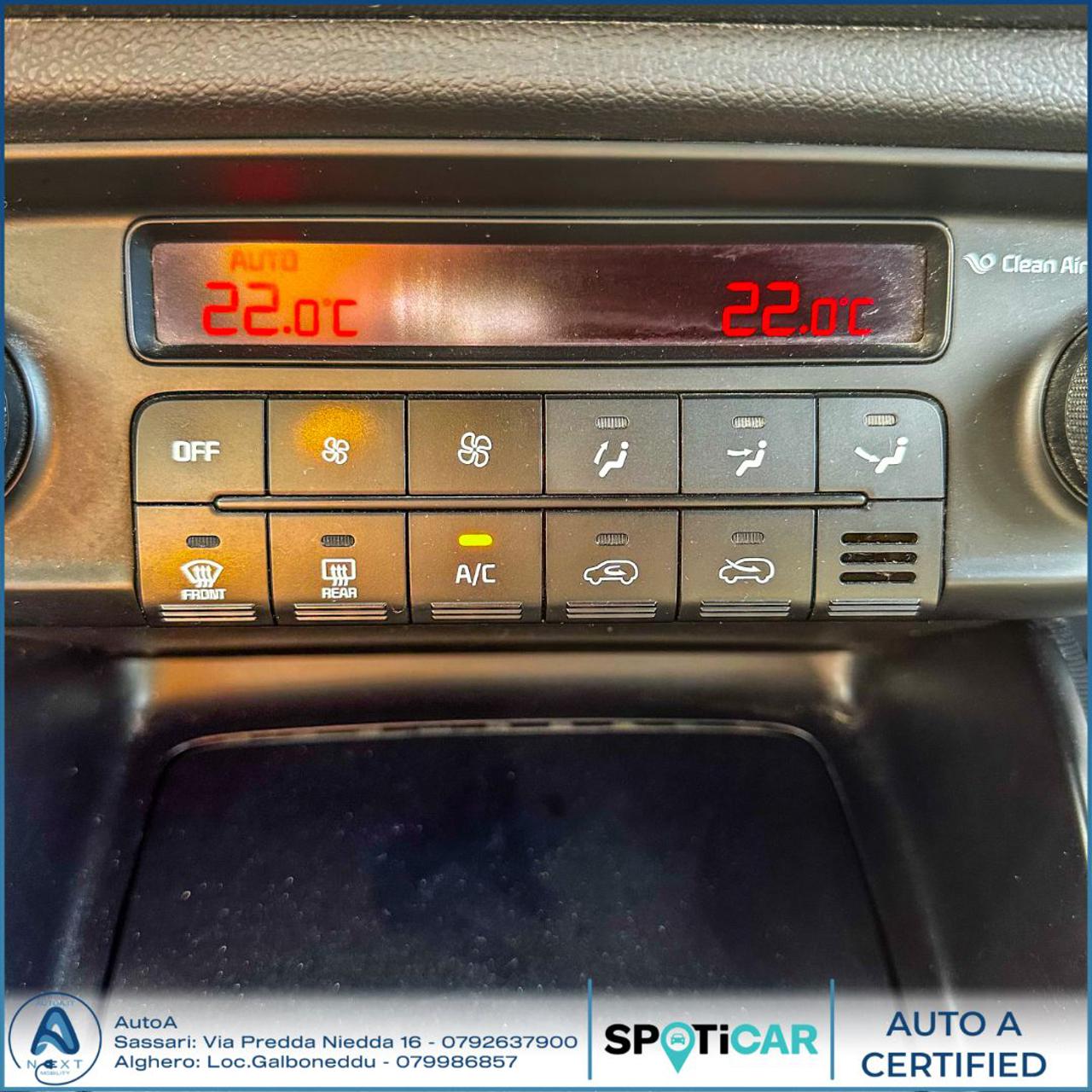 KIA Carens 1.7 CRDi 115 CV Class - 25