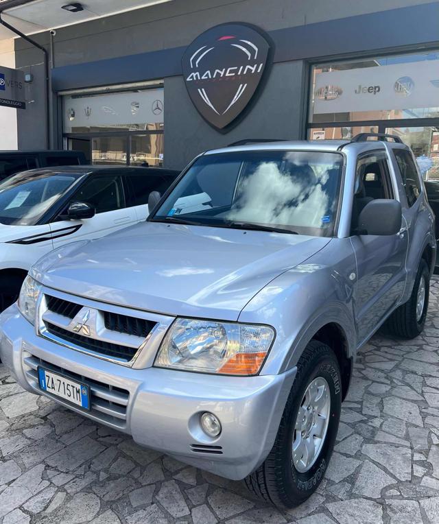 MITSUBISHI Pajero 2.5 TDI 3p. GLX Usato