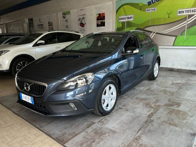 VOLVO V40 Cross Country D2 Business 