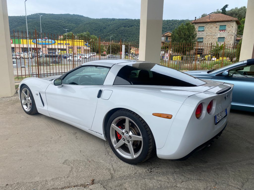 CORVETTE C6 Coupe 6.0 V8 - 8