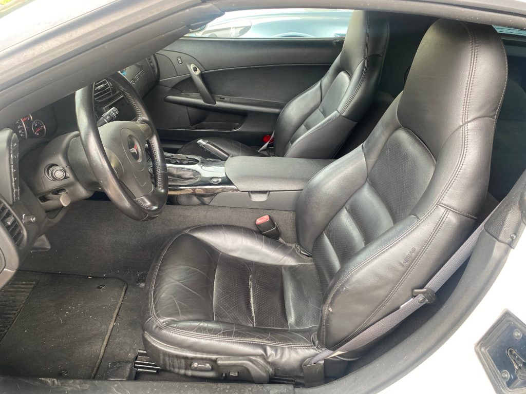 CORVETTE C6 Coupe 6.0 V8 - 10