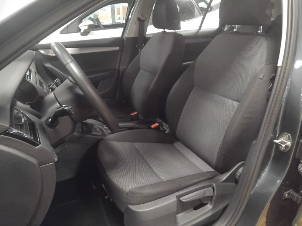 SKODA Octavia 1.6 TDI CR 90 CV Wagon Active - 14