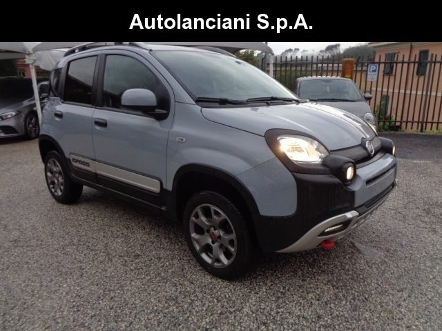 FIAT New Panda CROSS 900 TWINAIR TURBO 4x4 85CV PDC CERCHI ITALIA 