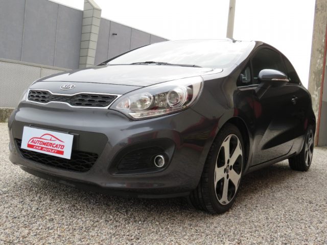 KIA Rio 1.4 CRDi WGT 3p. Limited Edition neopatentati 