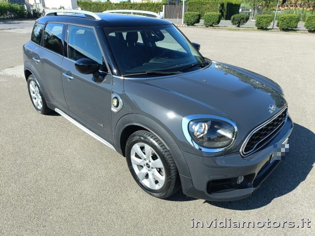 MINI Countryman Grigio pastello