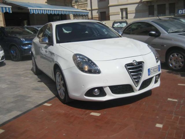 ALFA ROMEO Giulietta 1.6 JTDM-2 105 CV EXCLUSIVE 