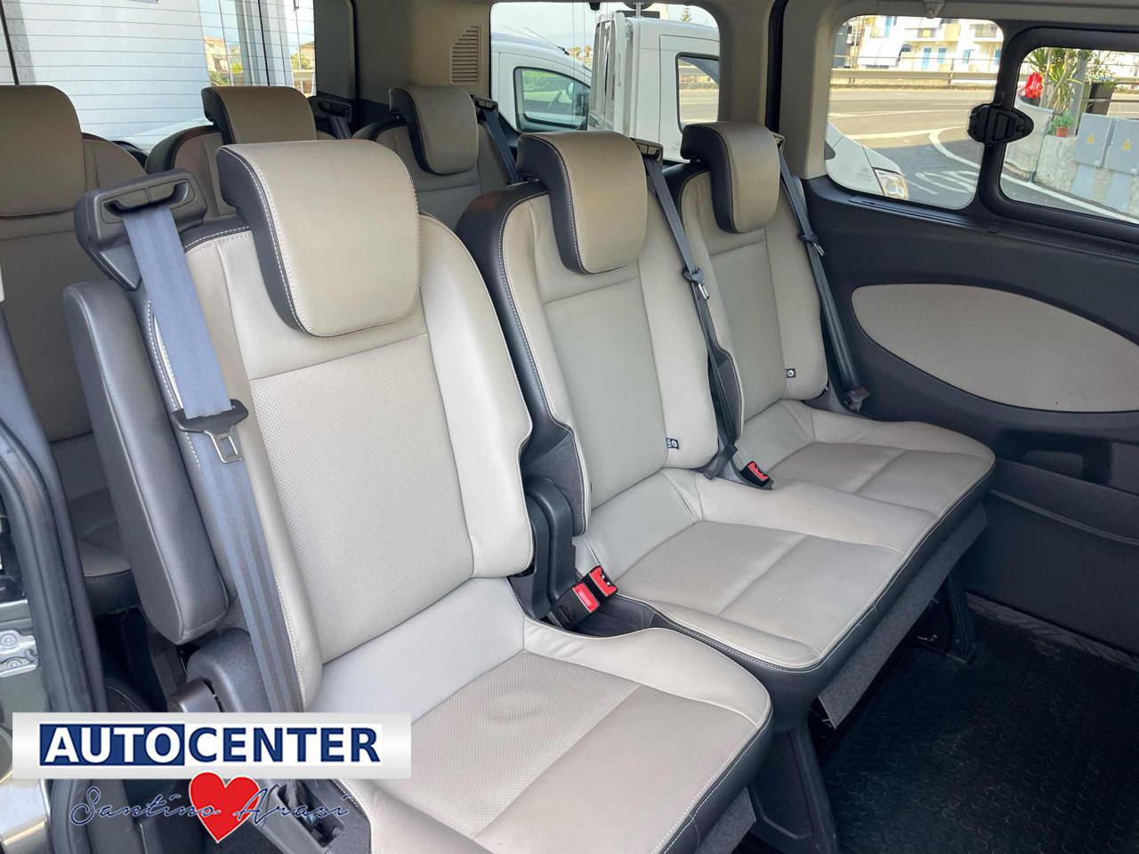 FORD Tourneo Custom 2.0 TDCi 170CV aut.Titanium 8 posti - 19