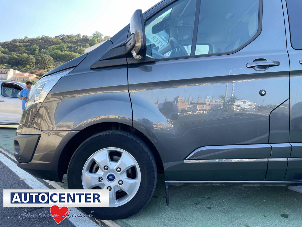 FORD Tourneo Custom 2.0 TDCi 170CV aut.Titanium 8 posti - 8