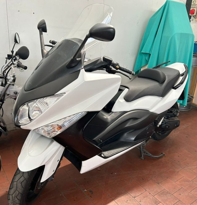 YAMAHA T-Max 500 Bianco pastello