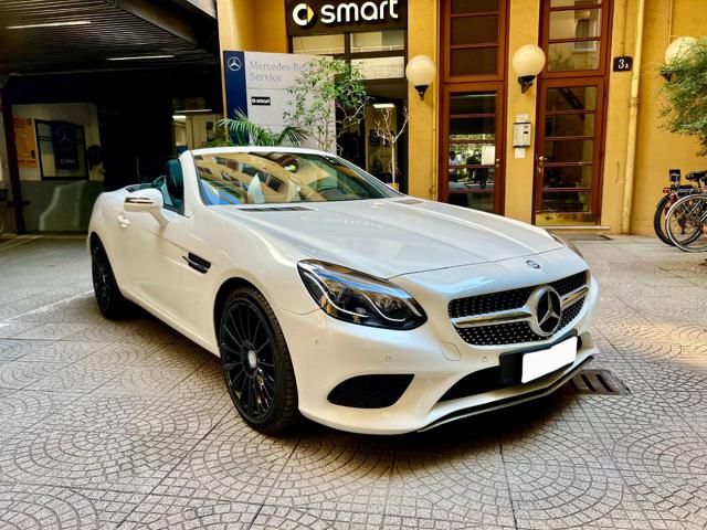 MERCEDES-BENZ SLC 200 AMG line auto 