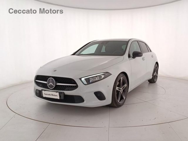 MERCEDES-BENZ A 200 d Automatic Sport 