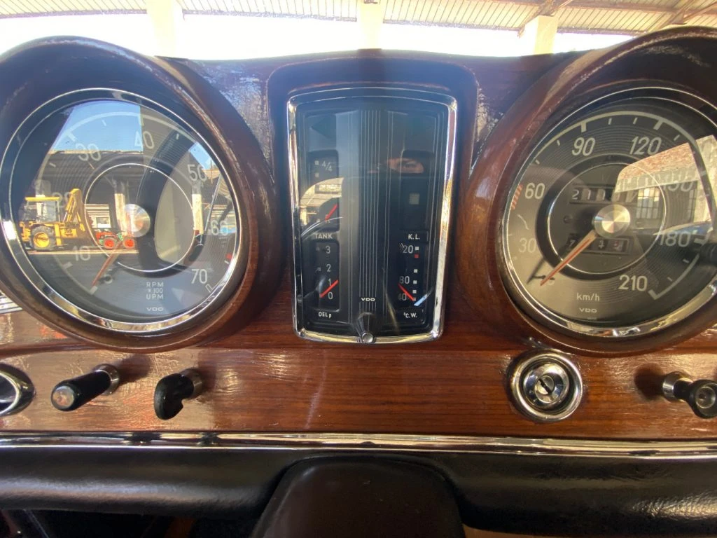 MERCEDES-BENZ 220 SEB 220SE COUPE - 12